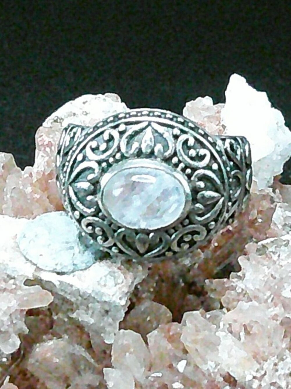 Vintage Sterling Silver Moonstone Ring With Intricate Filigree Design